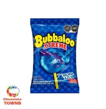 Paleta Bubbaxtreme sabor Mora Azul rellena de chicle